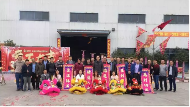 南方鋁業(yè)丨讓夢(mèng)想飛揚(yáng)，奮斗是青春最亮麗的底色.png